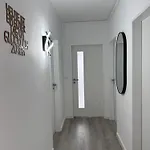 Mountain View Apartment *